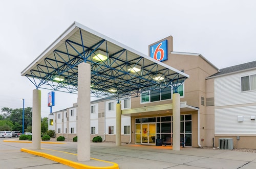 Motel 6 Kearney, NE