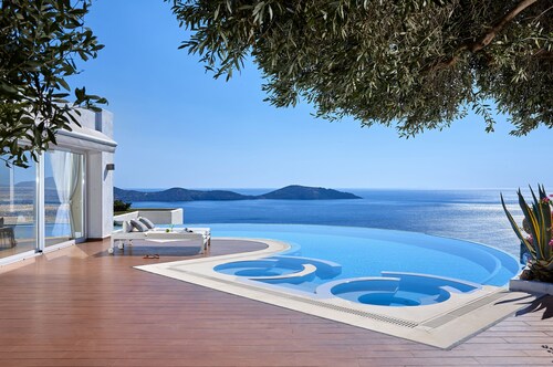 Elounda Gulf Villas by Sandglass