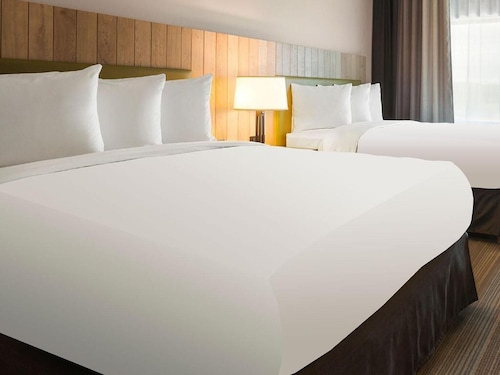 Country Inn & Suites by Radisson, Champaign North, IL
