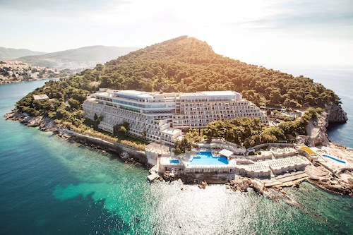 Dubrovnik Palace