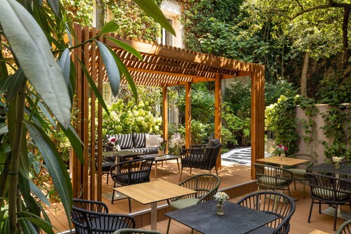 Hotel Paris Louis Blanc