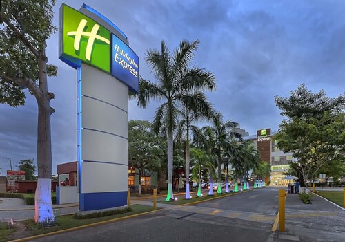 Holiday Inn Express Villahermosa Tabasco 2000, an IHG Hotel