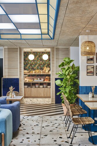 Chromatics Hotel & Restaurant The Hill Club by happyculture