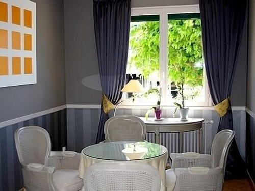 Hotel des Pins