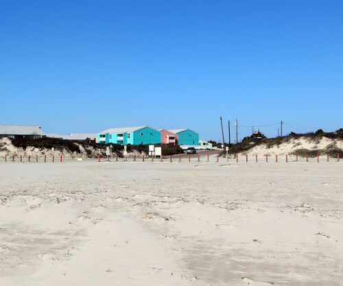 Executive Keys Condominiums on the Beach