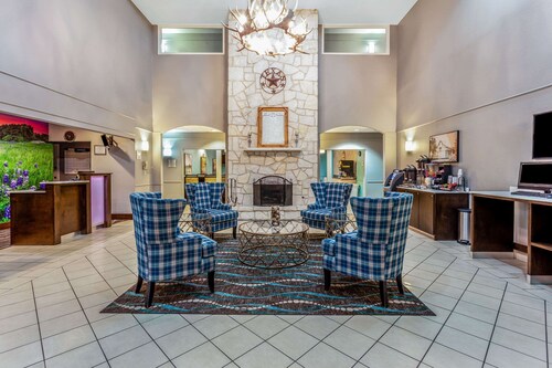 La Quinta Inn & Suites by Wyndham Kerrville