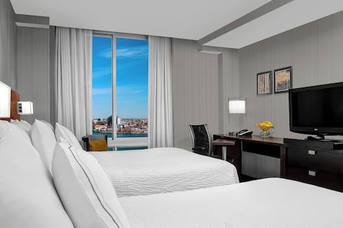 Courtyard by Marriott New York Manhattan/Upper East Side