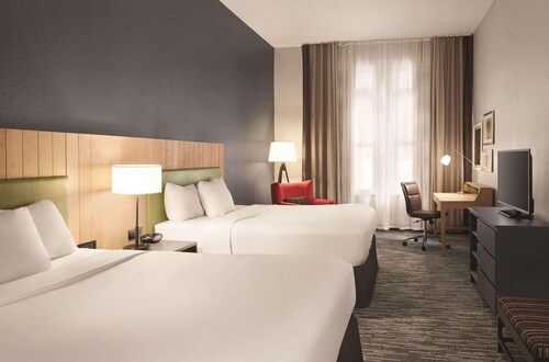 Country Inn & Suites by Radisson, St. Charles Historic District