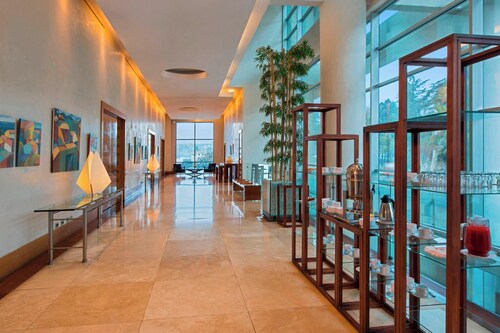 Sheraton Miramar Hotel & Convention Center