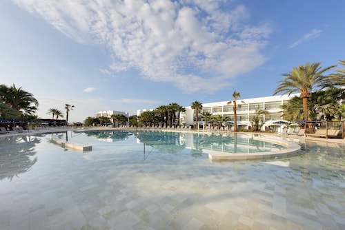 Grand Palladium Palace Ibiza Resort & Spa