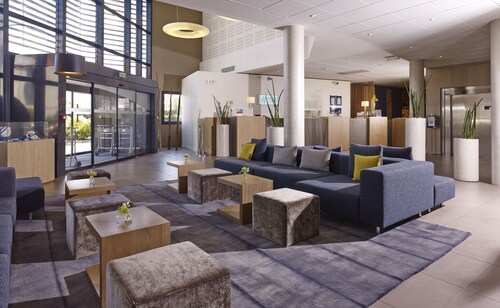 Holiday Inn Express Toulouse Airport, an IHG Hotel