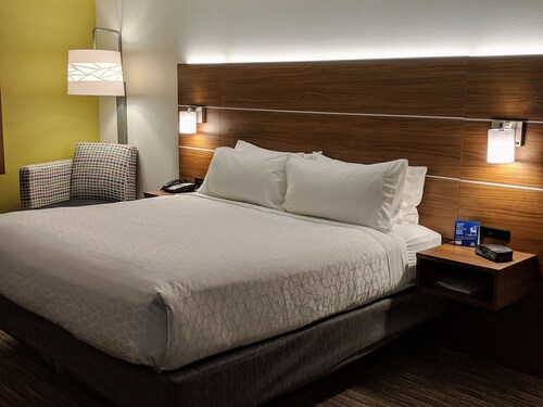 Holiday Inn Express & Suites Claypool Hill (Richlands Area) by IHG
