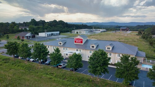 Home Town Inn Ringgold