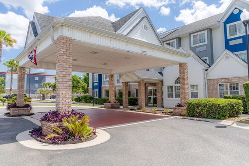 Microtel Inn & Suites by Wyndham Kingsland Naval Base I-95