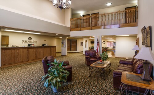 Supertel Inn & Conference Center