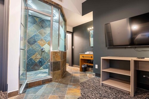 Northwinds Hotel Revelstoke