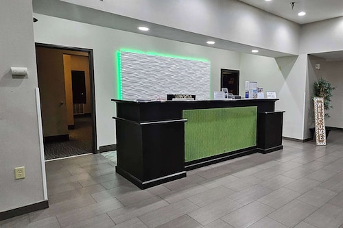 Ramada by Wyndham Burkburnett / Wichita Falls