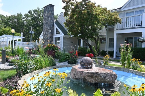 The Lodge At Jackson Village