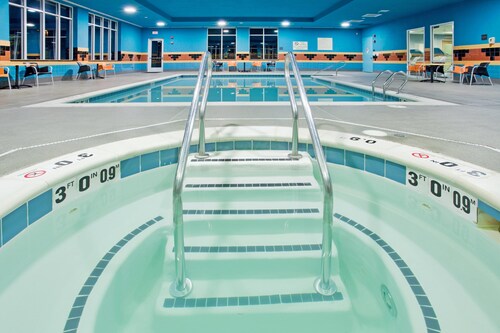 Holiday Inn Hotel & Suites Williamsburg-Historic Gateway by IHG