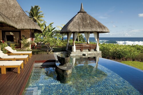 Shanti Maurice Resort & Spa