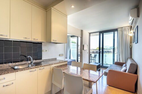 Aparthotel Comtat Sant Jordi