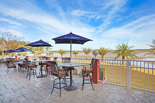 Holiday Inn Hotel & Suites Beaufort at Highway 21 by IHG