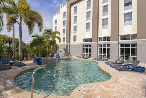 Hampton Inn & Suites Fort Myers - Colonial Blvd