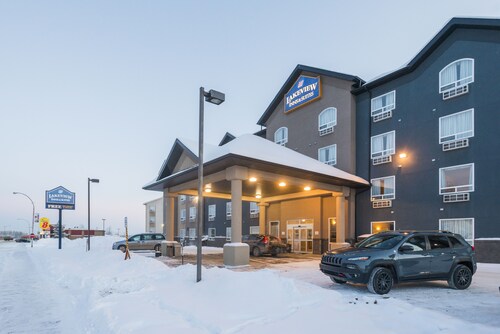 Lakeview Inns & Suites - Fort Nelson