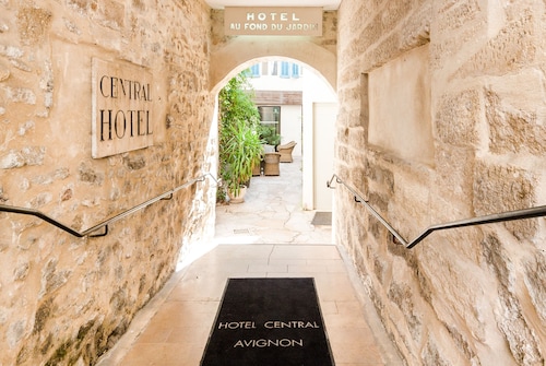 Central Hotel