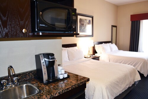 Holiday Inn Express Hotel & Suites Edson, an IHG Hotel