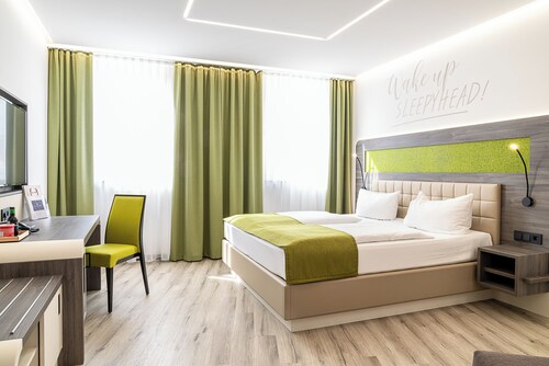 CHRIZZ Rooms