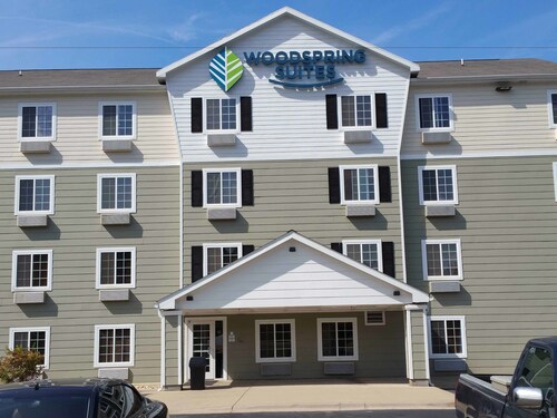 WoodSpring Suites Louisville Southeast