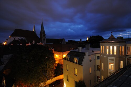 Dom Hotel Augsburg