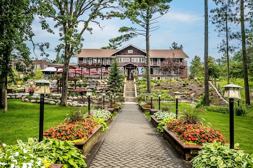 Grand View Lodge