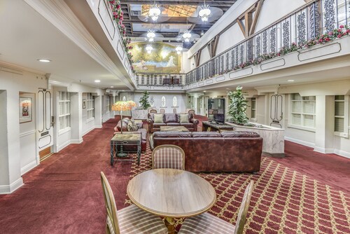 Plaza Suites Downtown New Orleans