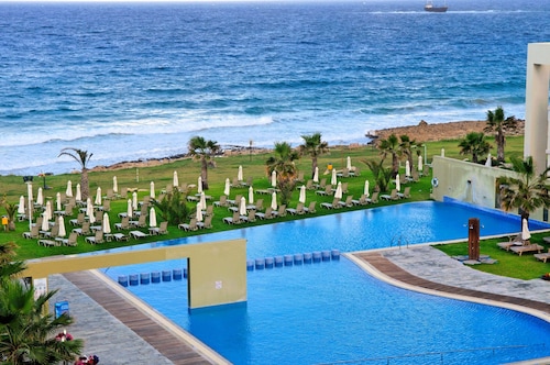 Capital Coast Resort & Spa