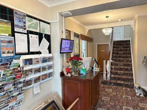 Guisachan Guest House