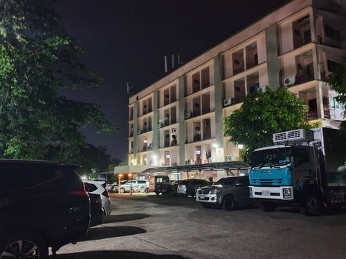 Rich Hotel