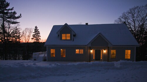 Immaculate Boothbay Region Waterfront Home With Electric Vehicle Charging