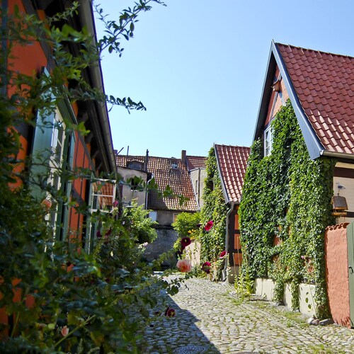 Sonniges 4-Sterne-Ferienhaus in Stralsund, am Tor zur Insel Rügen