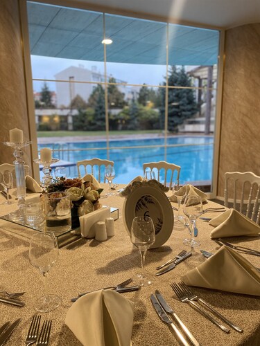 Hotel Excellence Inn