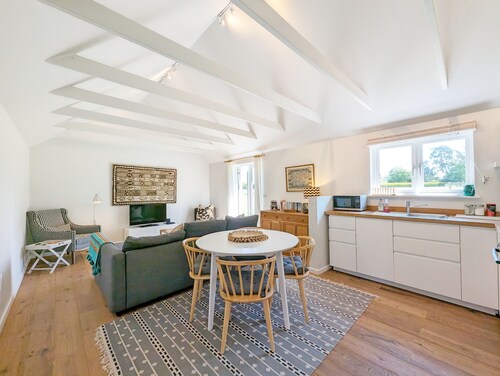 The Dairy , Birdham  -  a barn conversion that sleeps 4 guests  in 2 bedrooms