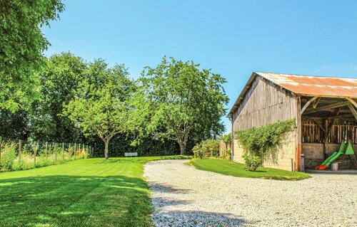 3 bedroom beautiful home in Dourdain