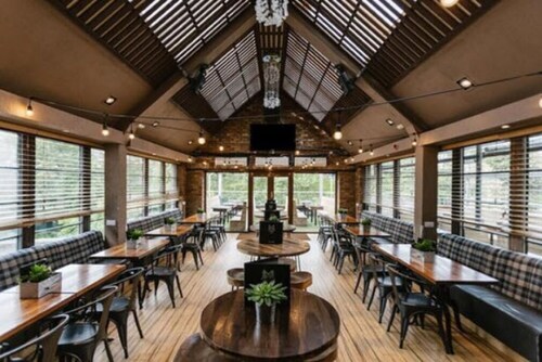 Siberia Bar & Hotel