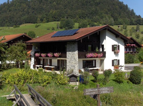 Vacation apartment, 1-4 persons, 52 sqm, eat-in kitchen, 2 bedrooms, south-facing balcony