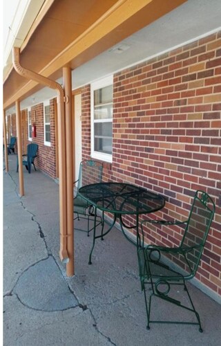 Love Hotels Murdo by OYO on Interstate 90