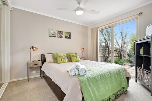 Sunbury on the Hill, breath taking city views, close to Melbourne Airport