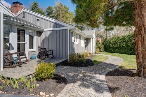 Lakefront Home with Porch, Patio and Fenced Yard - Short Drive to Beach