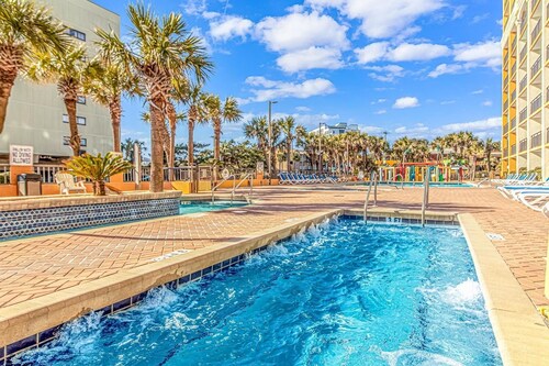 Enjoy a Family Fun-Filled Ocean Front Beach Escape