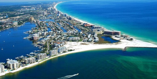 Wow!!! Updated Beach Front Resort 3rd Fl Condo with amazing view.